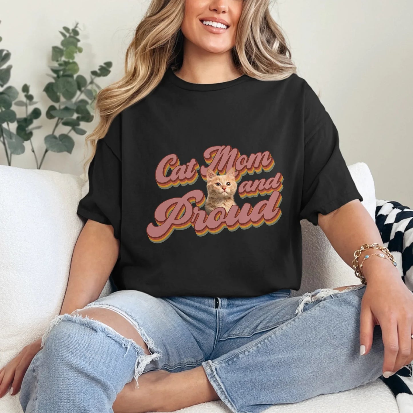 Pet Mom and Proud T-shirt